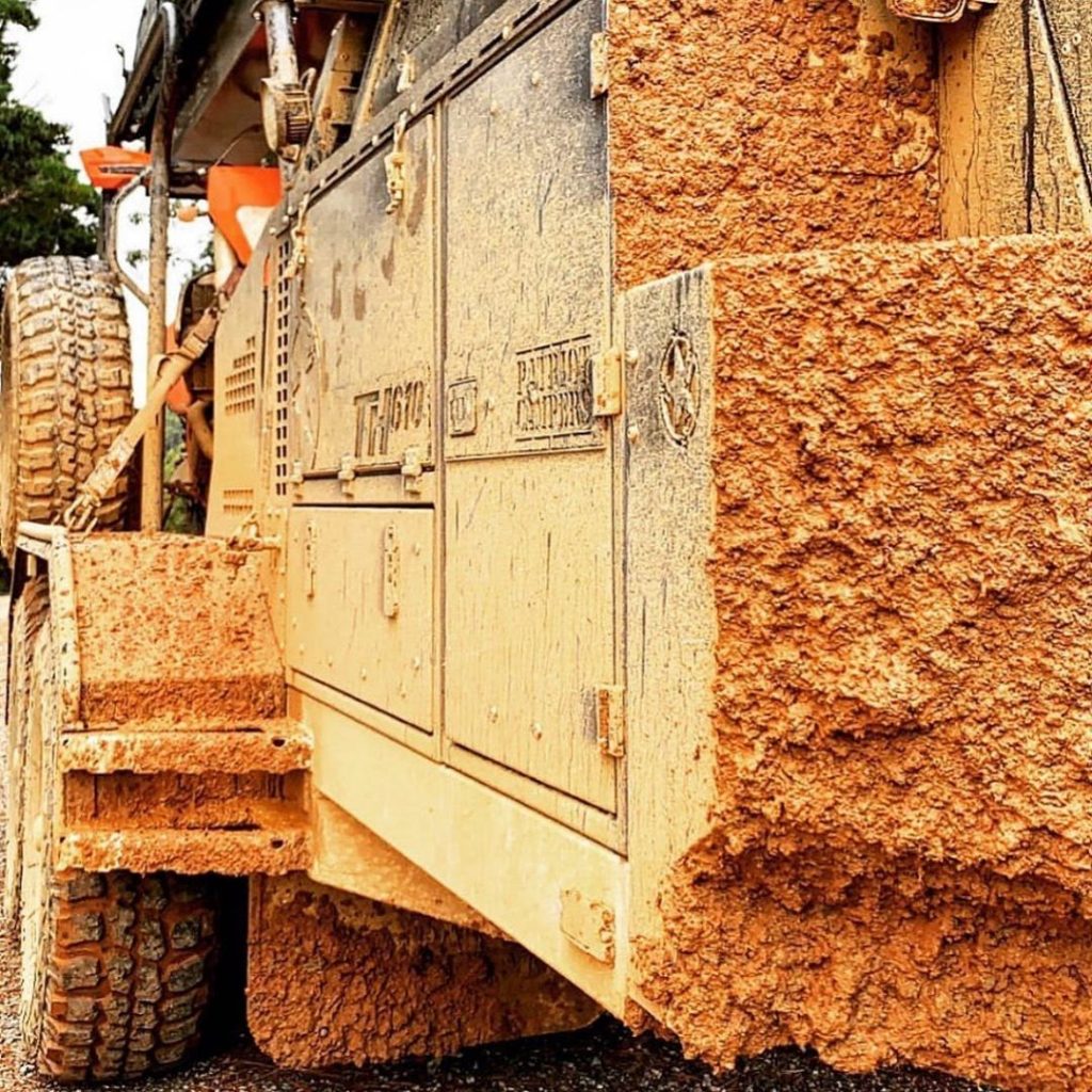 Camper off road mud rugged